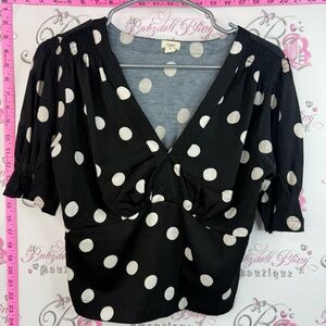 Tiny T-shirt dotted top shirt blouse Polka Dot V-Neck Blouse - Black/White -